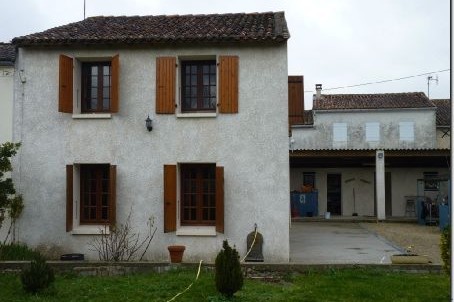 Stone House For Sale St Jean D Angely - 2