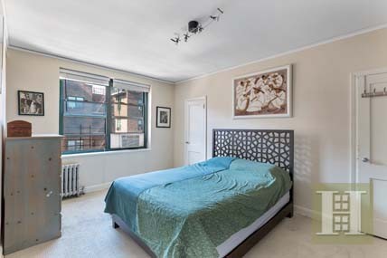 2 bedroom Apartment For Sale: 34 -40.. - 2