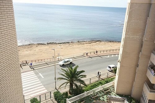 FIRST LINE 3 BEDROOM BEACH APARTMENT