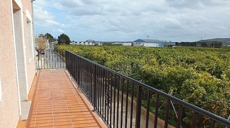 Resale · Apartment · Spain · Costa Bl..