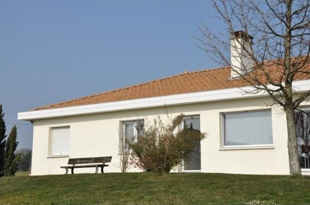 4 bedroom Villa For Sale: 69560 69560 - 2