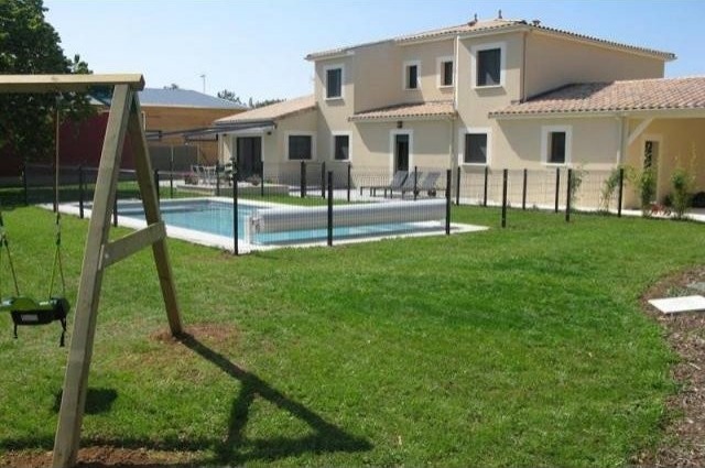 5 bedroom Villa For Sale: 86360..