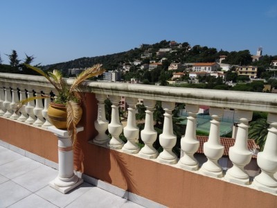 Villefranche - Gorgeous duplex..