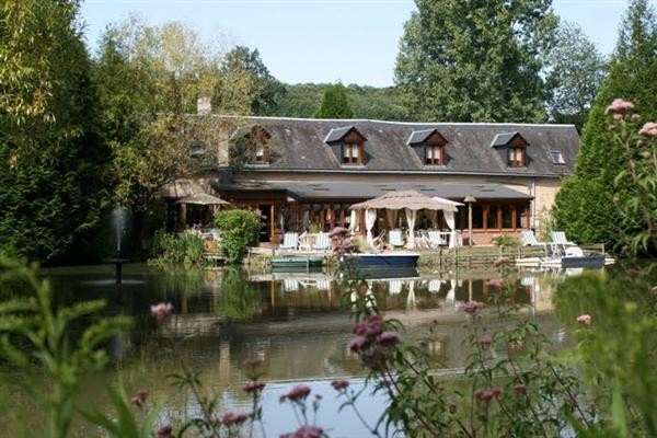Property With 5 Room B & B And A Gite