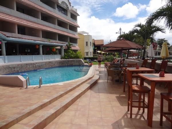 1 bedroom Property For Sale: Yellow.. - 2