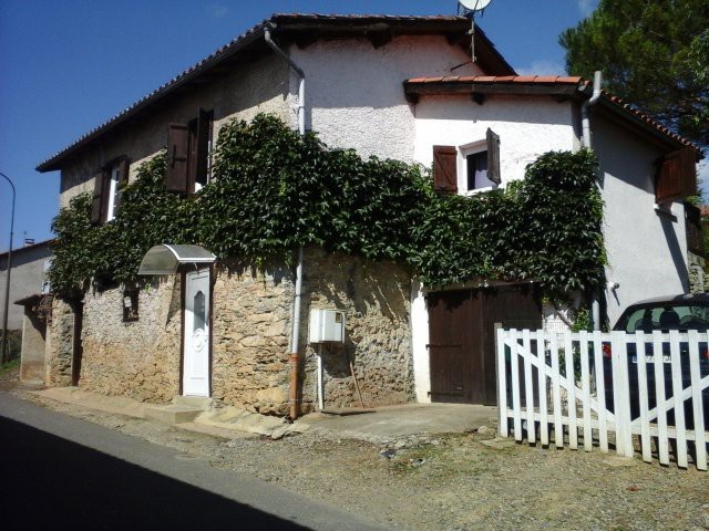 Maison En Pierre Sans Vis À Vis Avec..