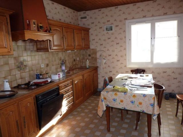 3 bedroom property near all commerce - 2