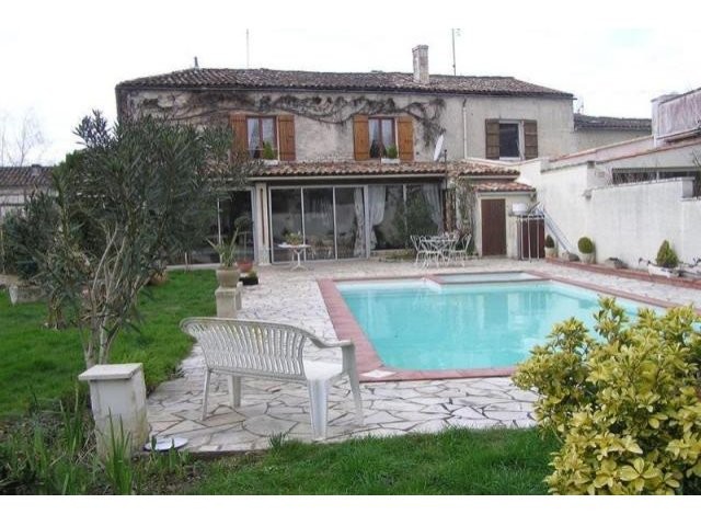 5 bedroom Town House For Sale: 17500..