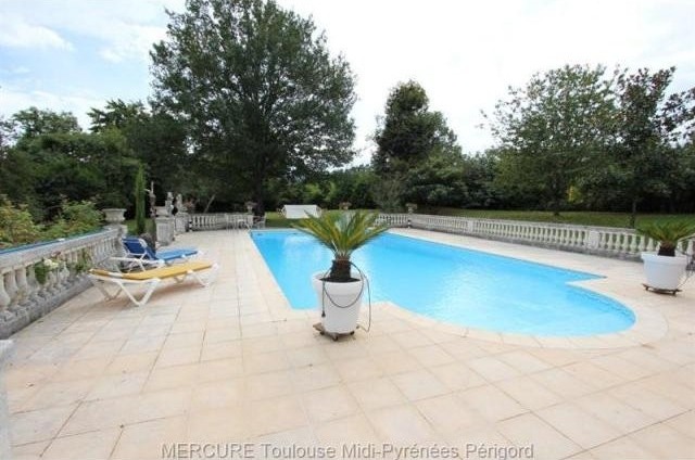 7 bedroom Castle For Sale: 31000.. - 2