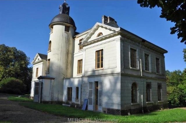 7 bedroom Castle For Sale: 61110.. - 2