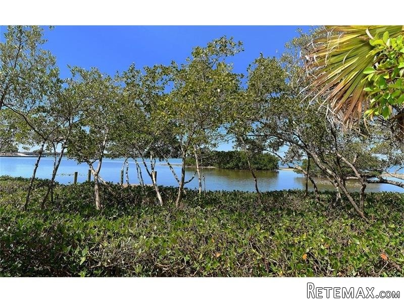 Land For Sale: 3250 Old Oak Dr.. - 2