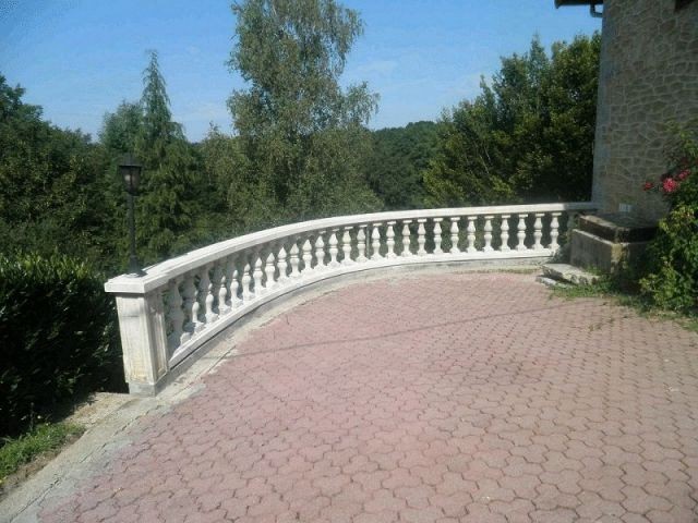 Near, Saint-Leonard-de-Noblat, Haute.. - 2