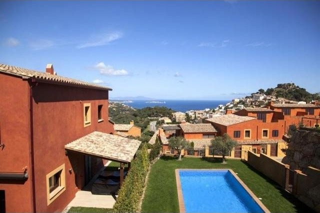 3 bedroom Terraced House For Sale:.. - 2
