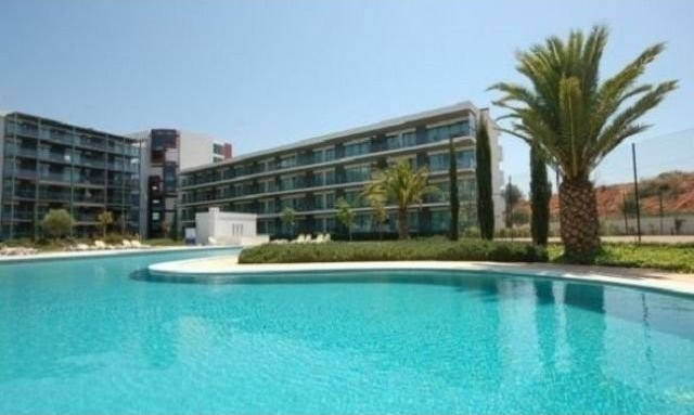 Modern 2 bedroom apartment located in..