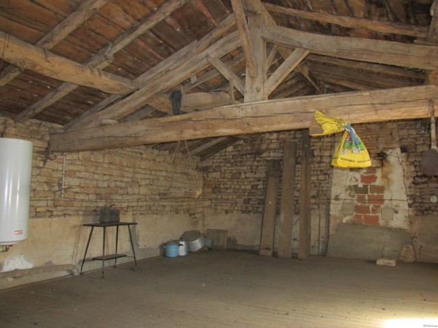 Farmhouse To Renovate - 2