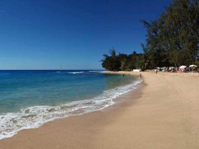 2 bedroom Property For Sale: Coral Cove..