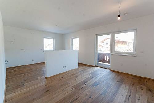 Unique new apartment next to the ski..