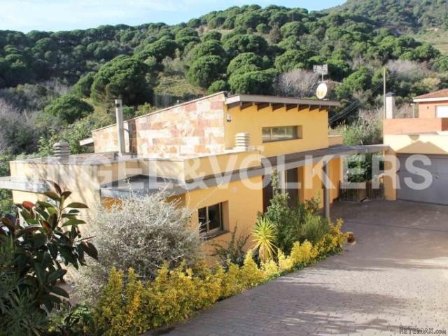 House surrounded by nature, Alella