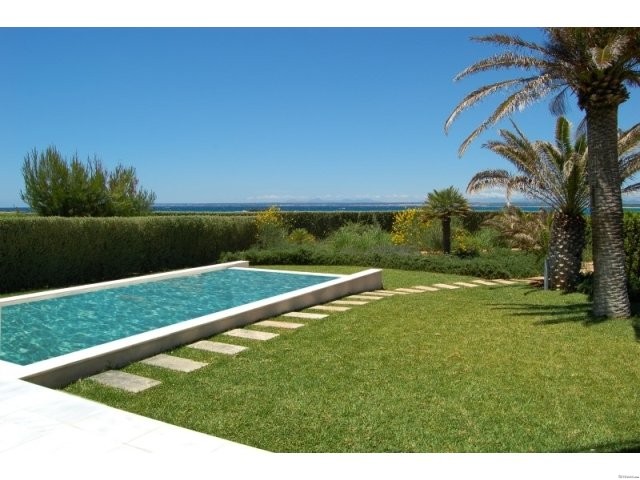 Ground floor Apartment with pool at the..