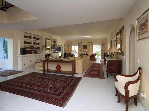 5 bedroom Detached Villa For Sale:.. - 2