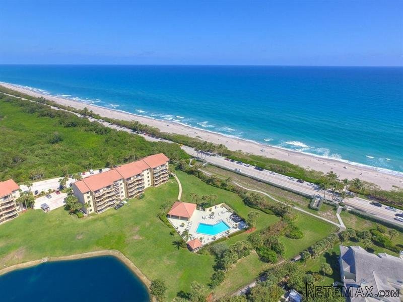2 bedroom Residence For Sale: Jupiter..