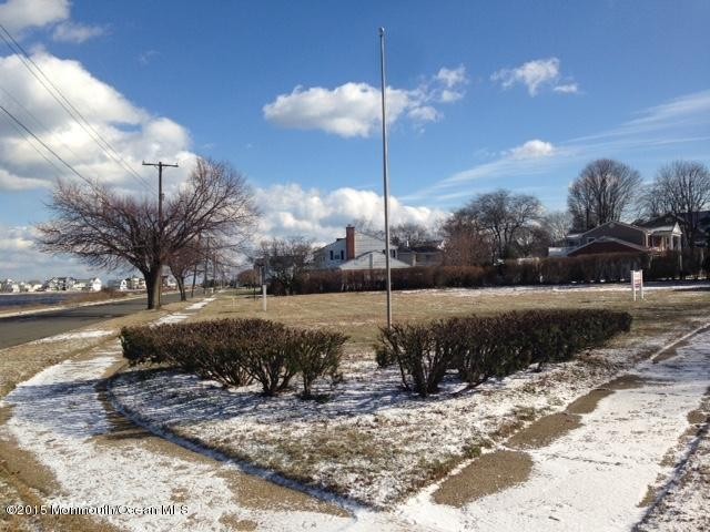 Land For Sale: 65 South Boulevard.. - 2