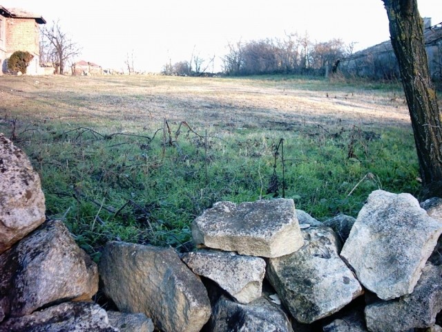 Regulated plot of 1226 sq.m. of land.. - 2