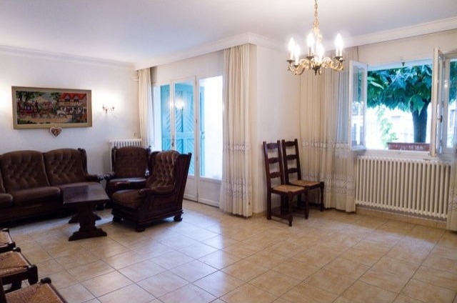 Limoux, Near Schools, Large Villa, 4.. - 2