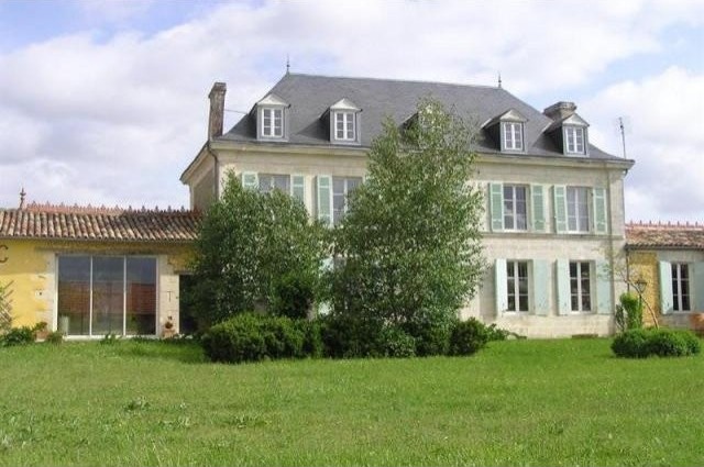 4 bedroom House For Sale: 17500.. - 2