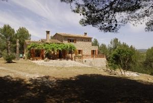 Finca between Pula and Costa de los..