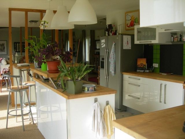 Large Contemporary Property In.. - 2