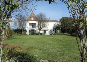 19th Century Country House With Large..