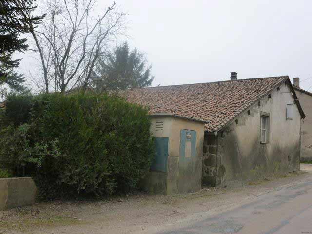 Semi-Converted Barn Used As Premises..