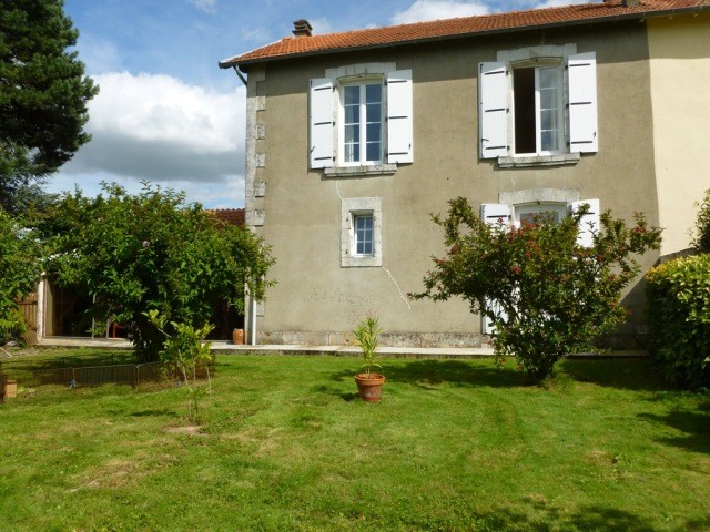 3 Bedroom Stone Village House - 2