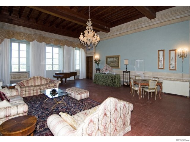 Villa - For Sale - Lucca centre &..