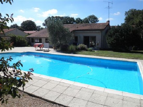 5 Bedroom Villa with Stunning Pool