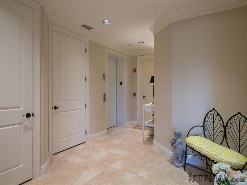 3 bedroom Flat For Sale: 104 Island.. - 2