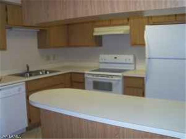 3 bedroom Condominium For Sale: Fort.. - 2