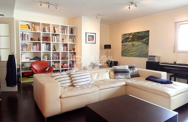 Gorgeous 2 Bedroom Apartment in..