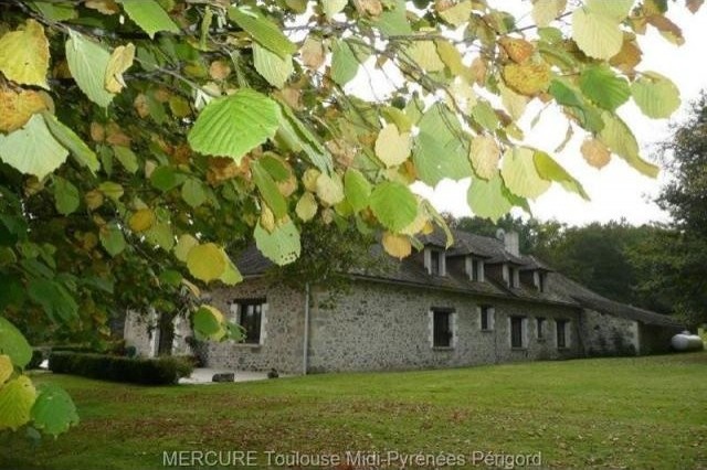 8 bedroom Character For Sale: 24000.. - 2