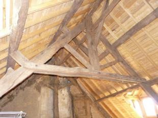 Country Property to Renovate - 2