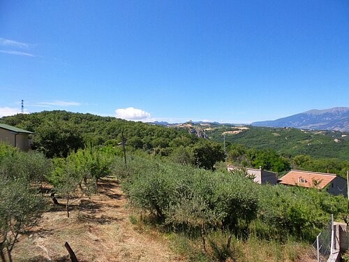 Detached property in a panoramic.. - 2