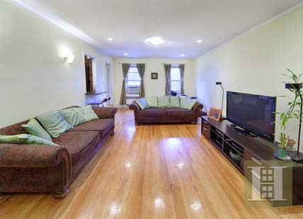 2 bedroom Apartment For Sale: 110 -55..