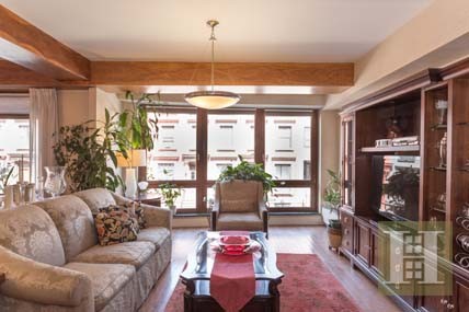 3 bedroom Apartment For Sale: 50 WEST..