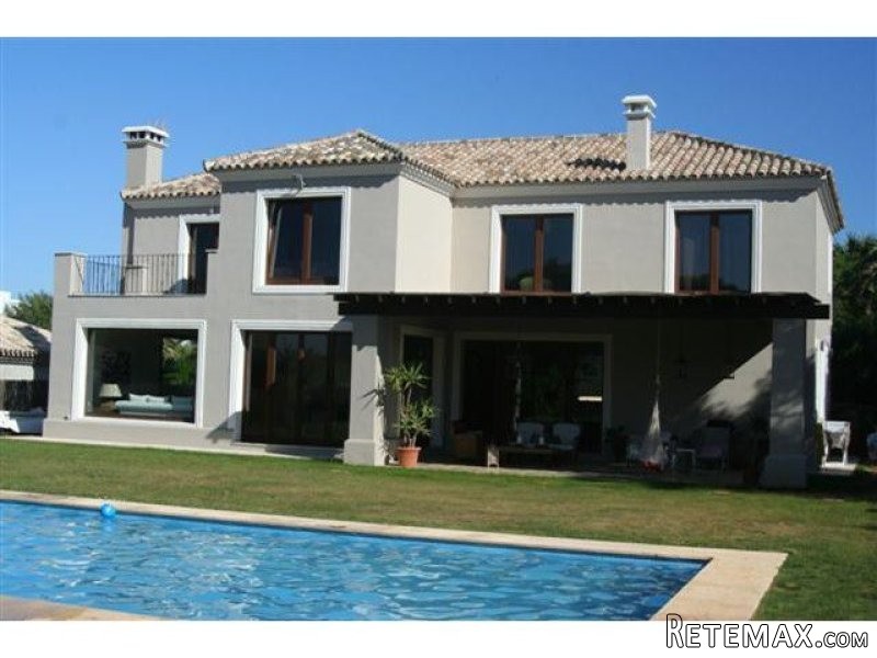 6 bedroom Detached Villa For Sale:..