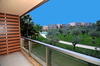 Modern 2 bedroom apartment near..