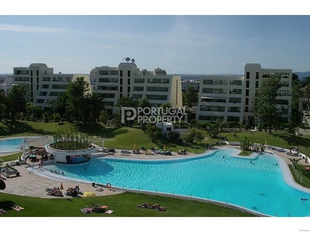 Excellent Spacious 3 Bedroom Apartment..