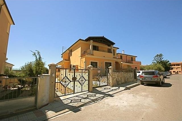 3 Bedrooms - Apartment - For Sale