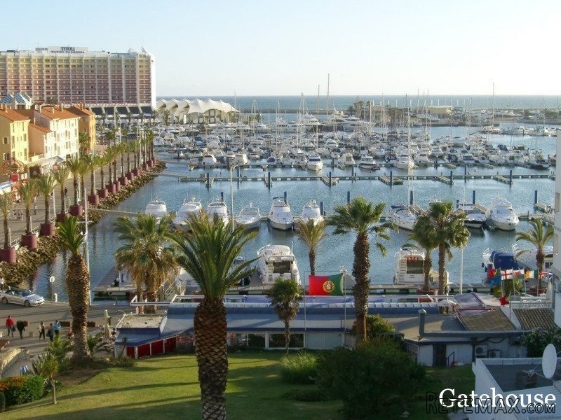 Vilamoura Marina Apartment For Sale