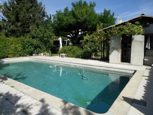 House On 1890m2 Plot with Nice Pool